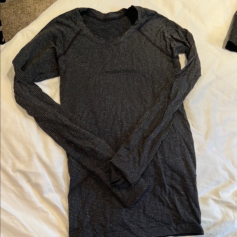 lululemon athletica Black Long Sleeve Tee